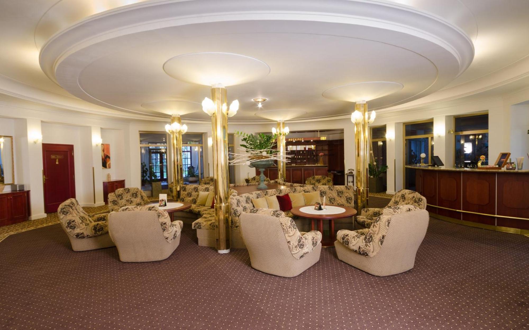 Hotel Ostrov Nymburk Eksteriør billede