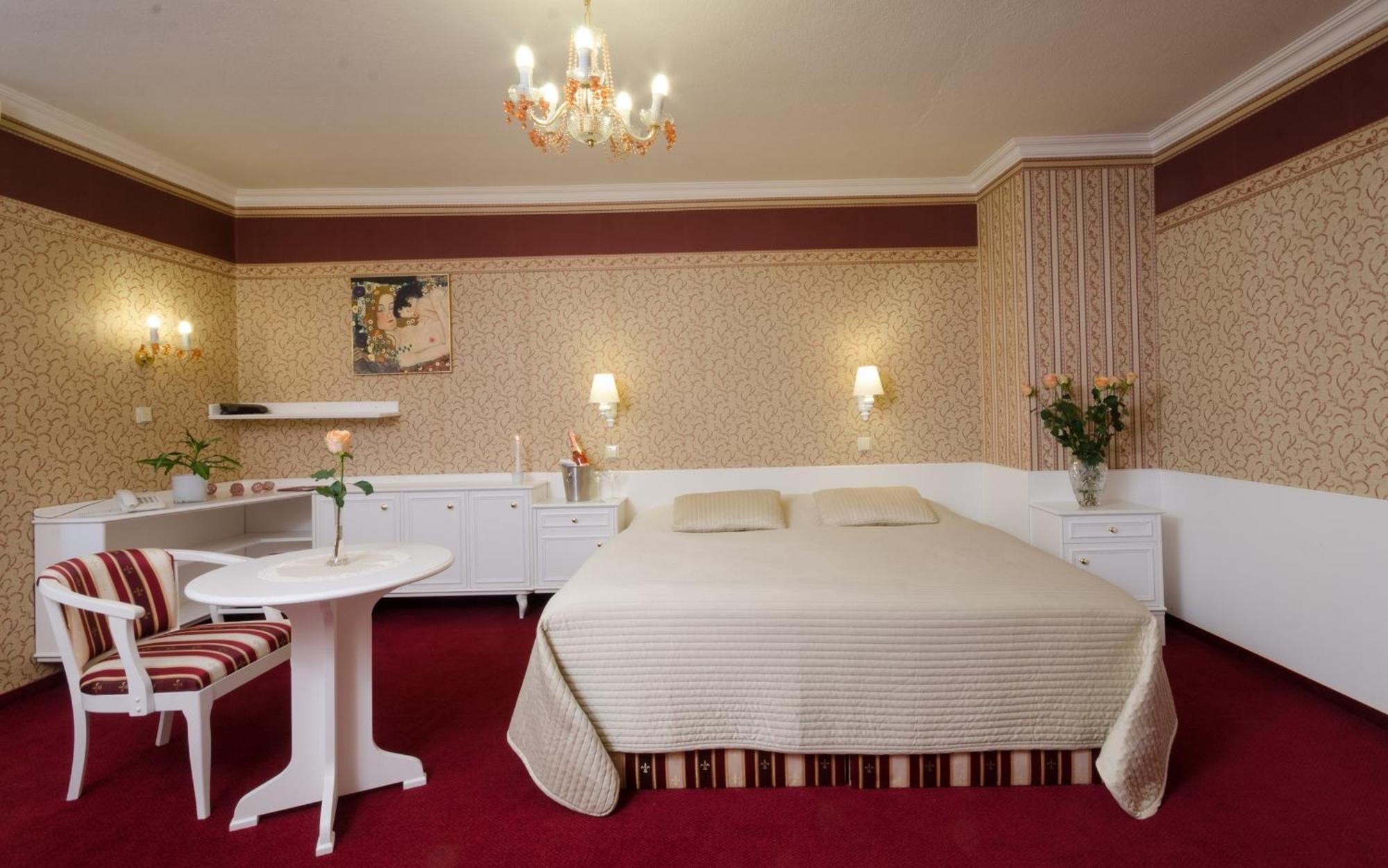 Hotel Ostrov Nymburk Eksteriør billede