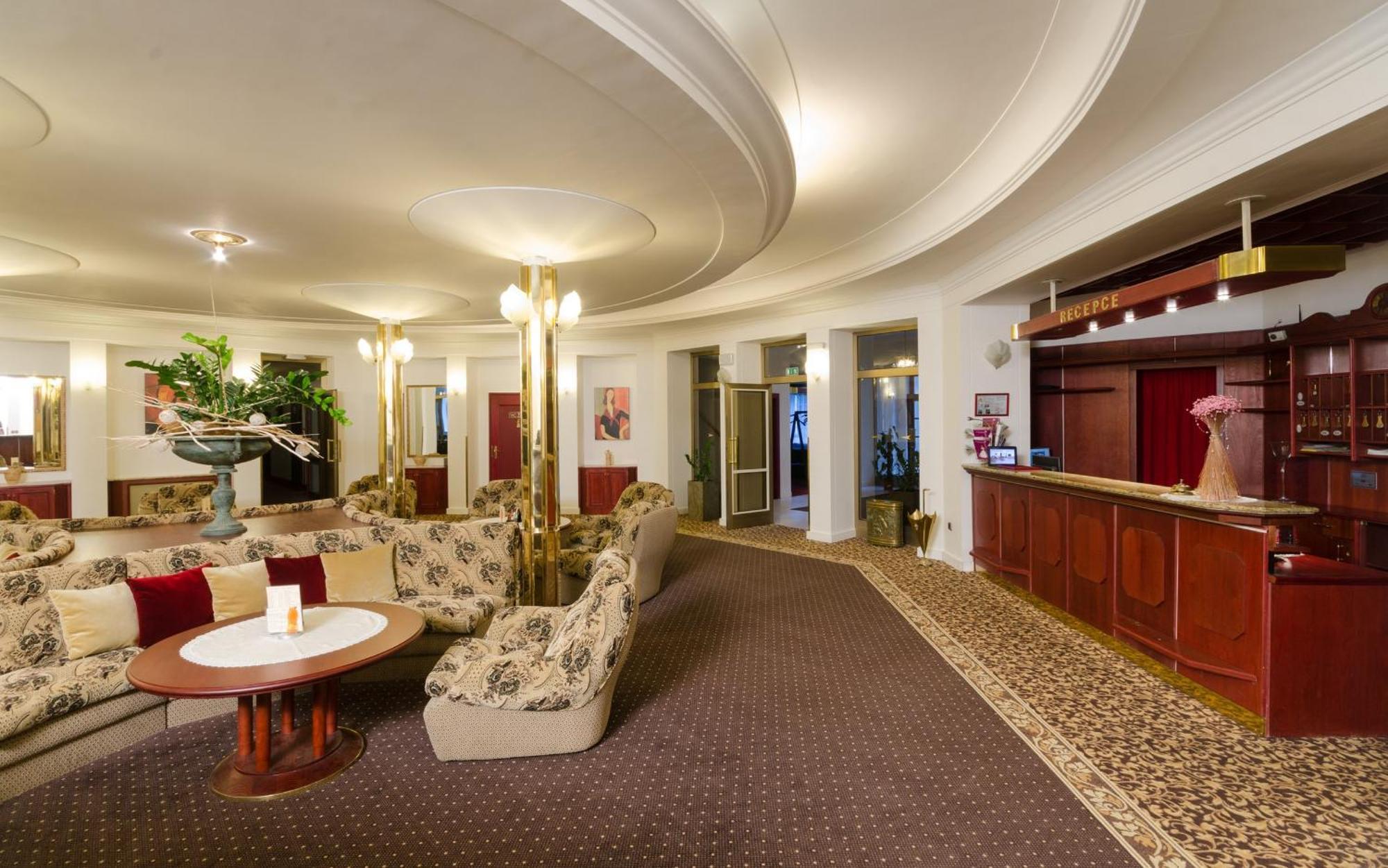 Hotel Ostrov Nymburk Eksteriør billede