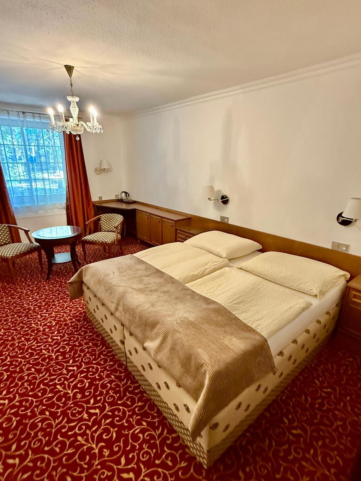 Hotel Ostrov Nymburk Eksteriør billede