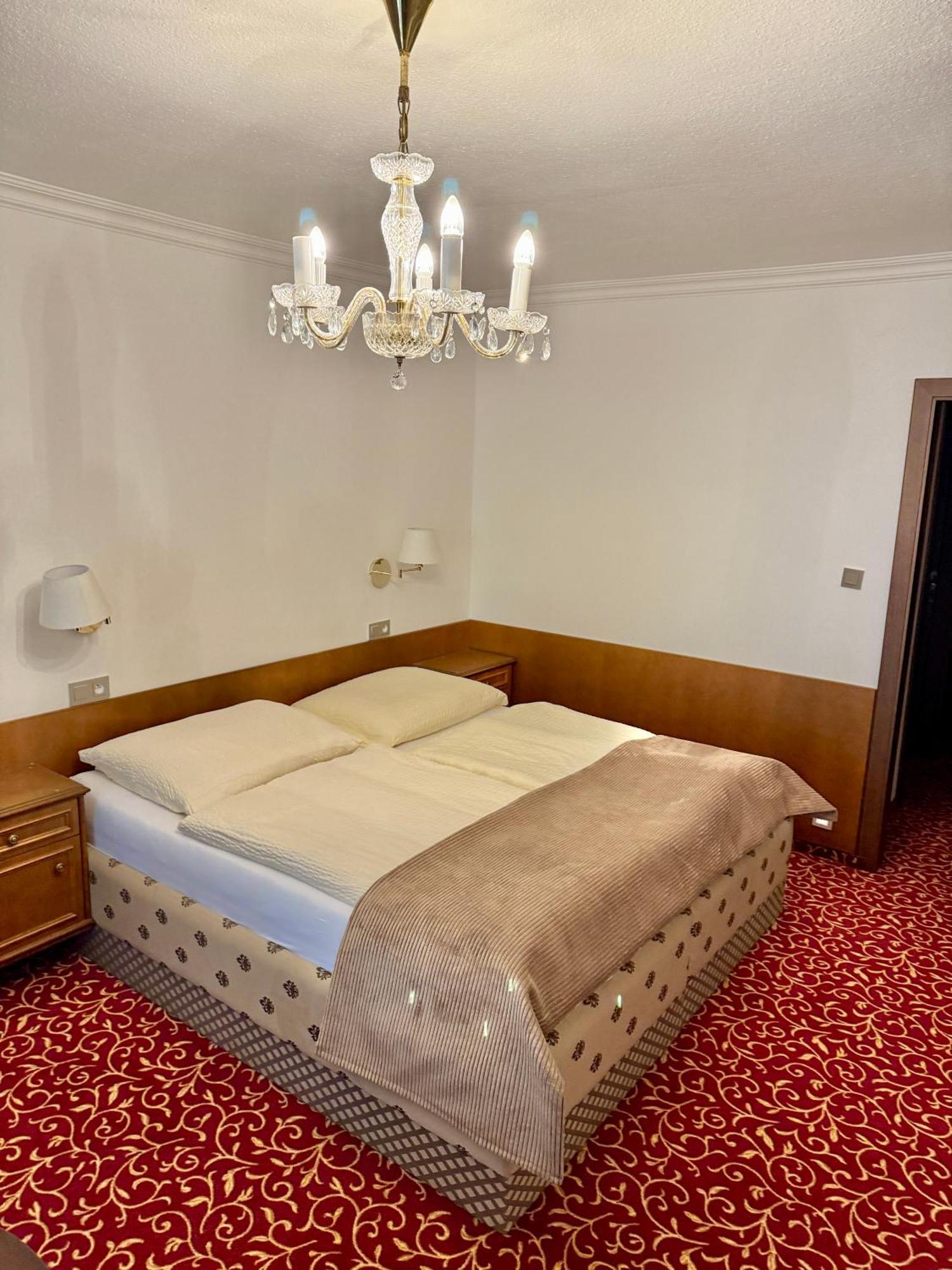 Hotel Ostrov Nymburk Eksteriør billede