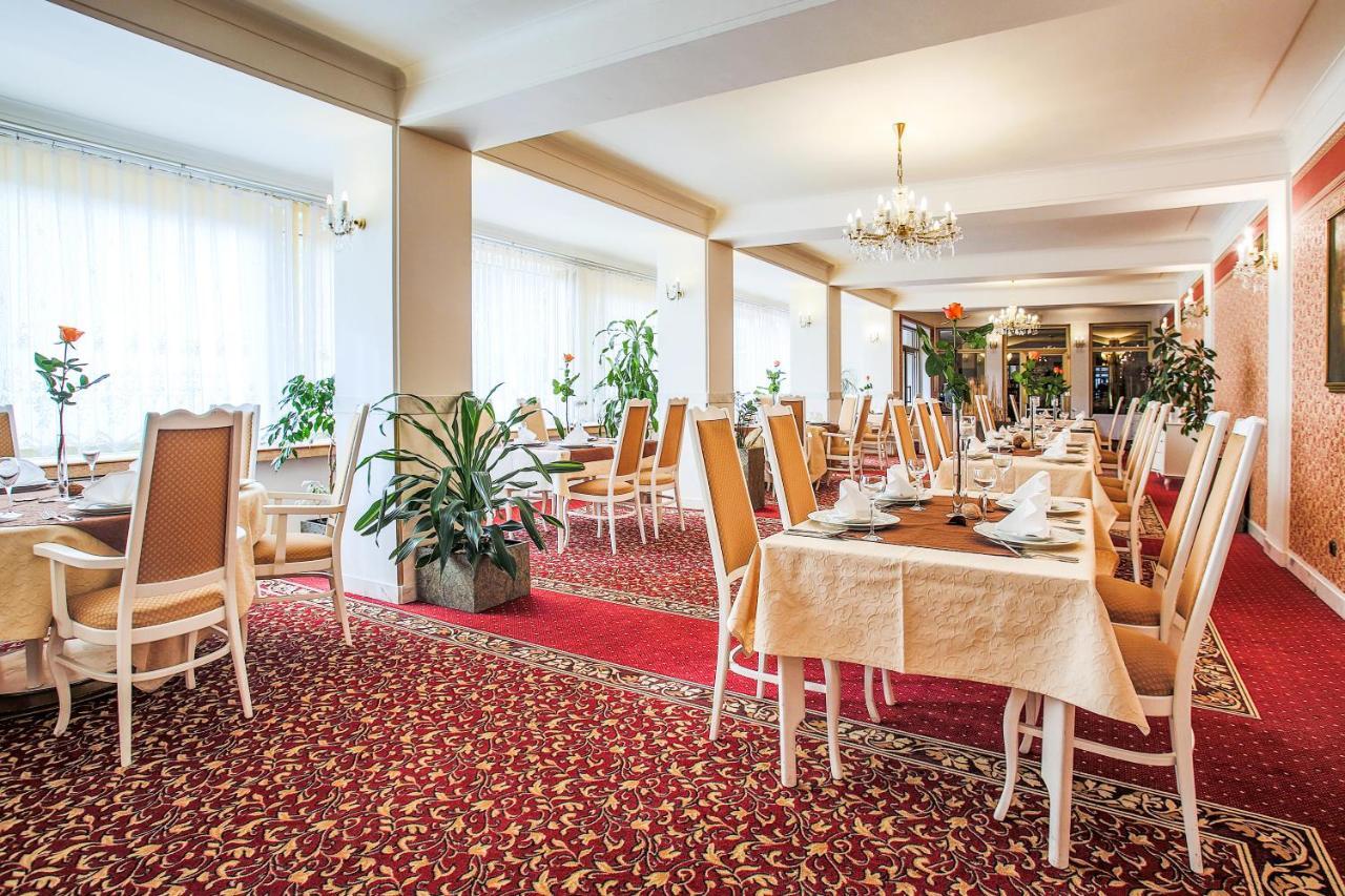 Hotel Ostrov Nymburk Eksteriør billede