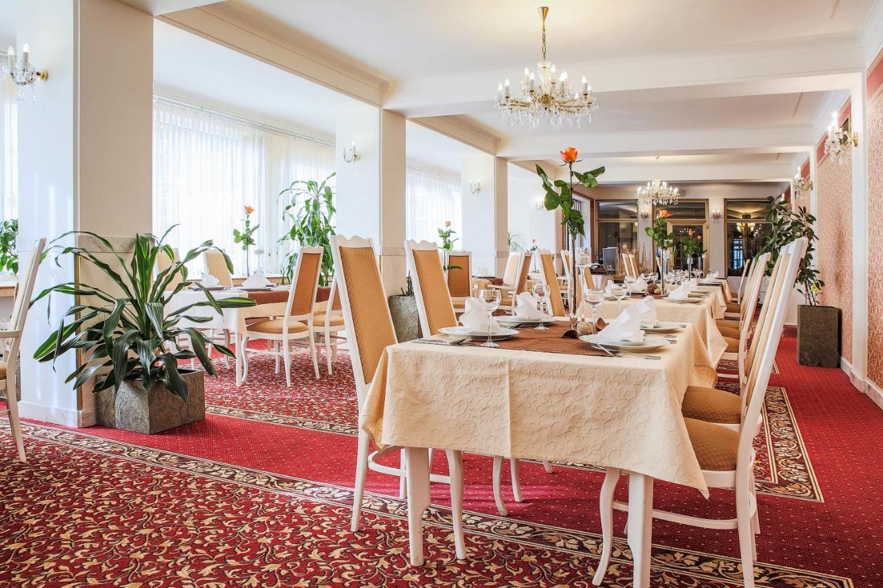 Hotel Ostrov Nymburk Eksteriør billede