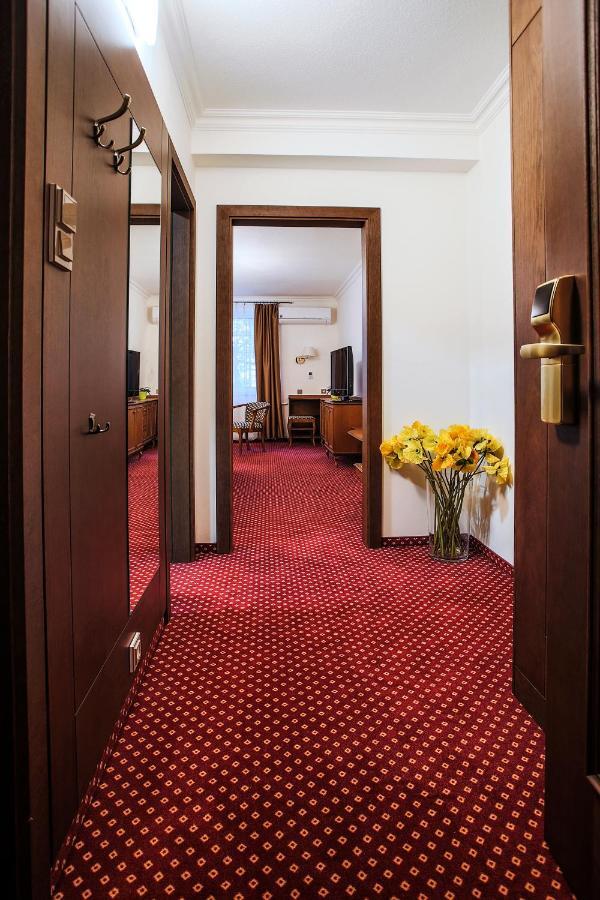 Hotel Ostrov Nymburk Eksteriør billede